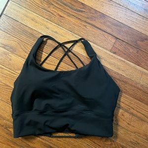 Medium bra workout top